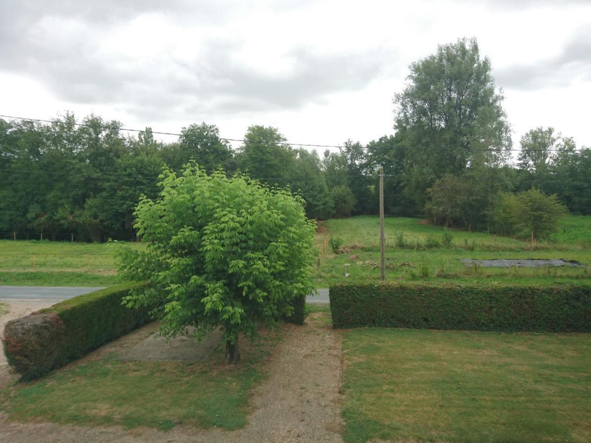 Aux Vieux Fours Bed & Breakfast Noaillac Bagian luar foto